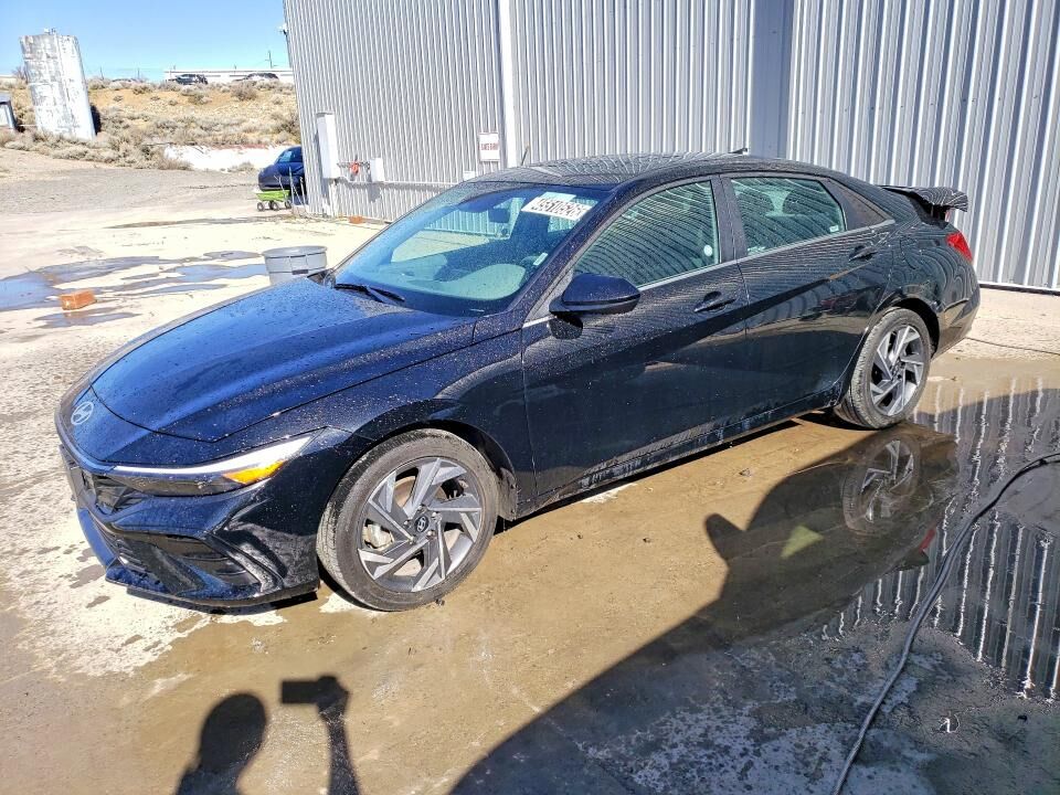 2025 HYUNDAI Elantra