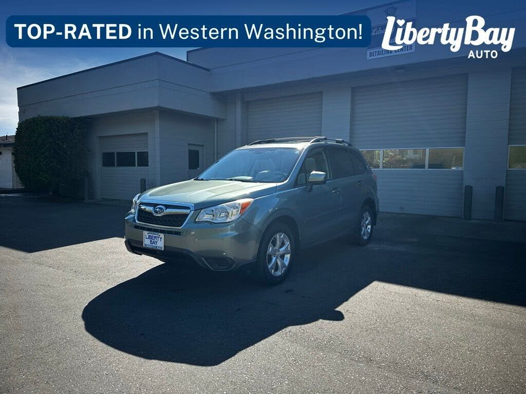 2015 SUBARU Forester
