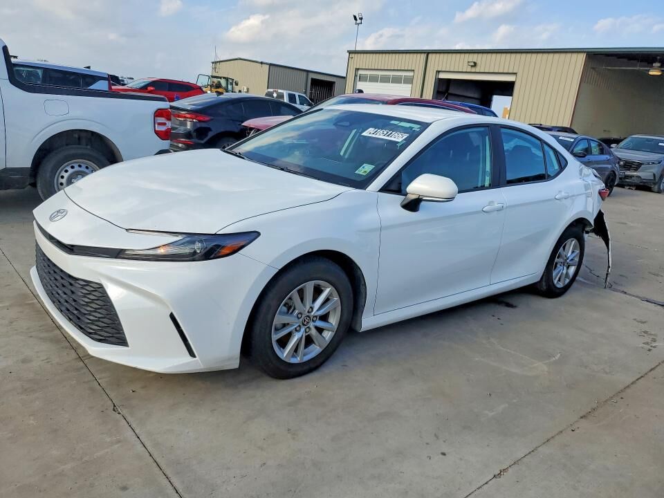 2025 TOYOTA Camry