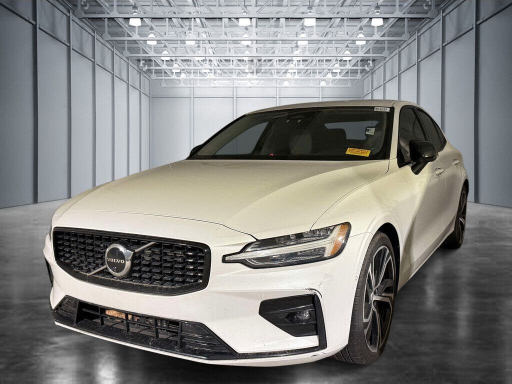2023 VOLVO S60