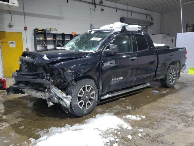 2017 TOYOTA Tundra