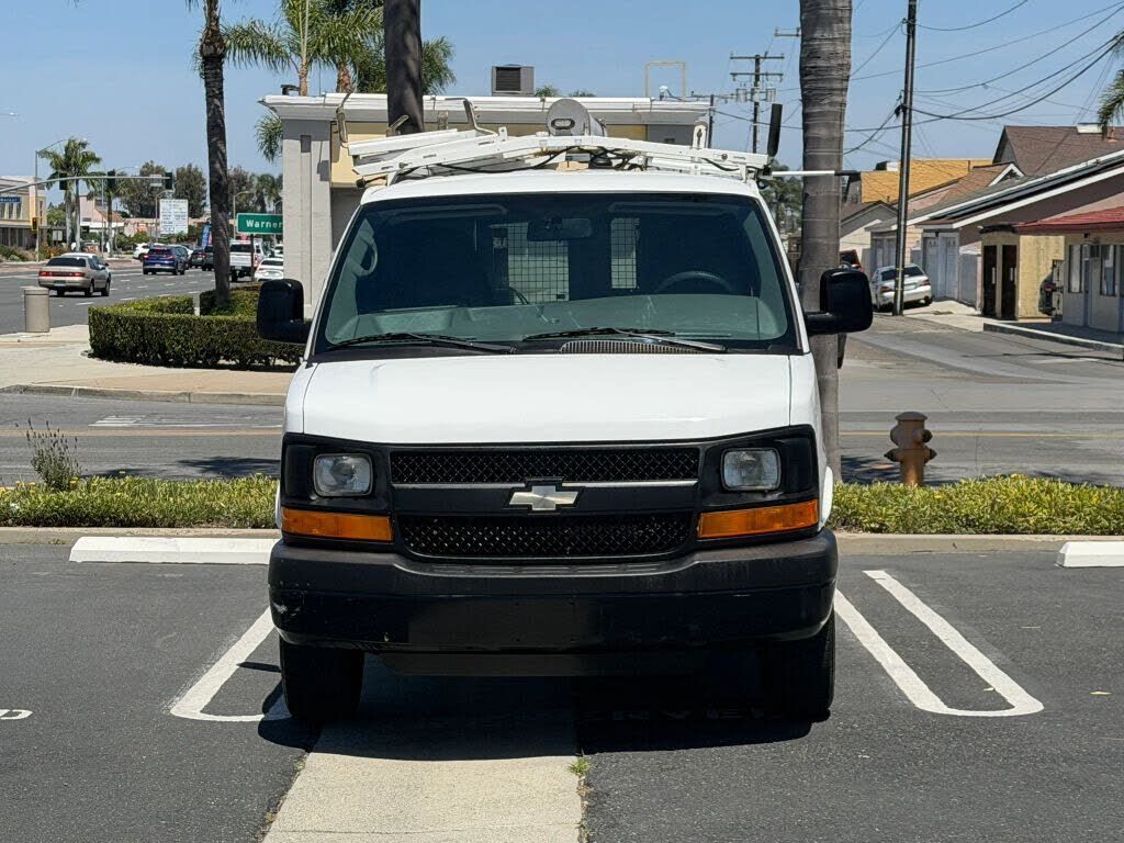 2013 CHEVROLET Express