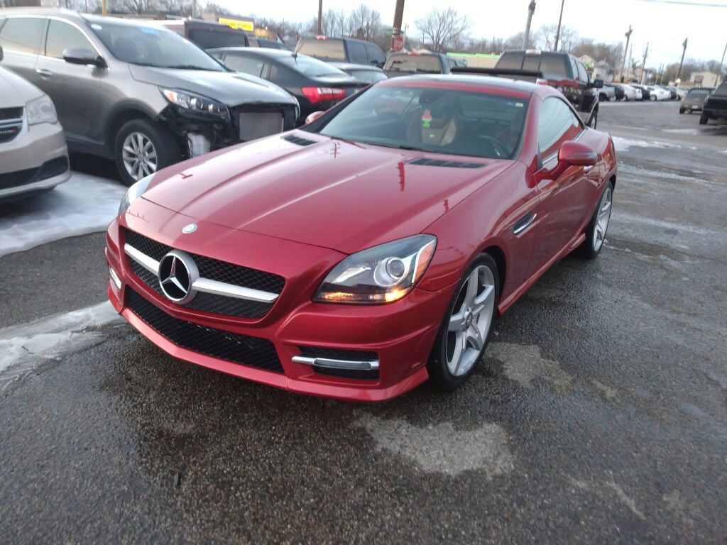 2016 MERCEDES-BENZ SLK-Class