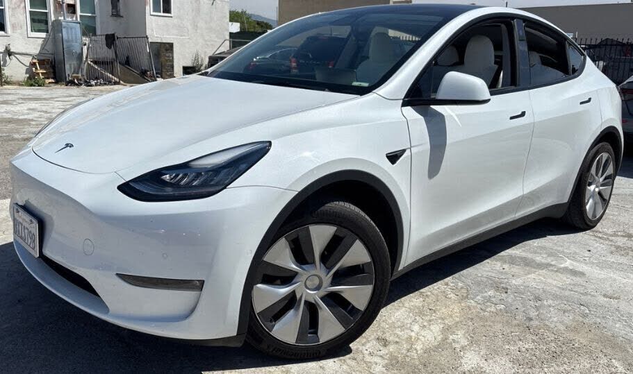 2021 TESLA Model Y