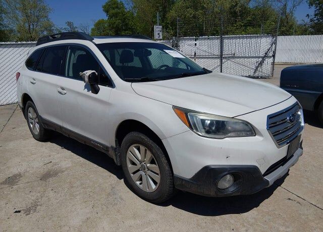 2015 SUBARU Outback