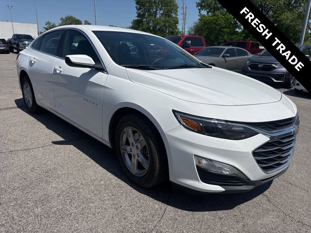 2024 CHEVROLET Malibu