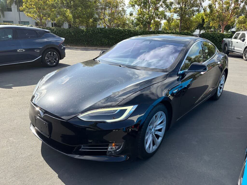2018 TESLA Model S