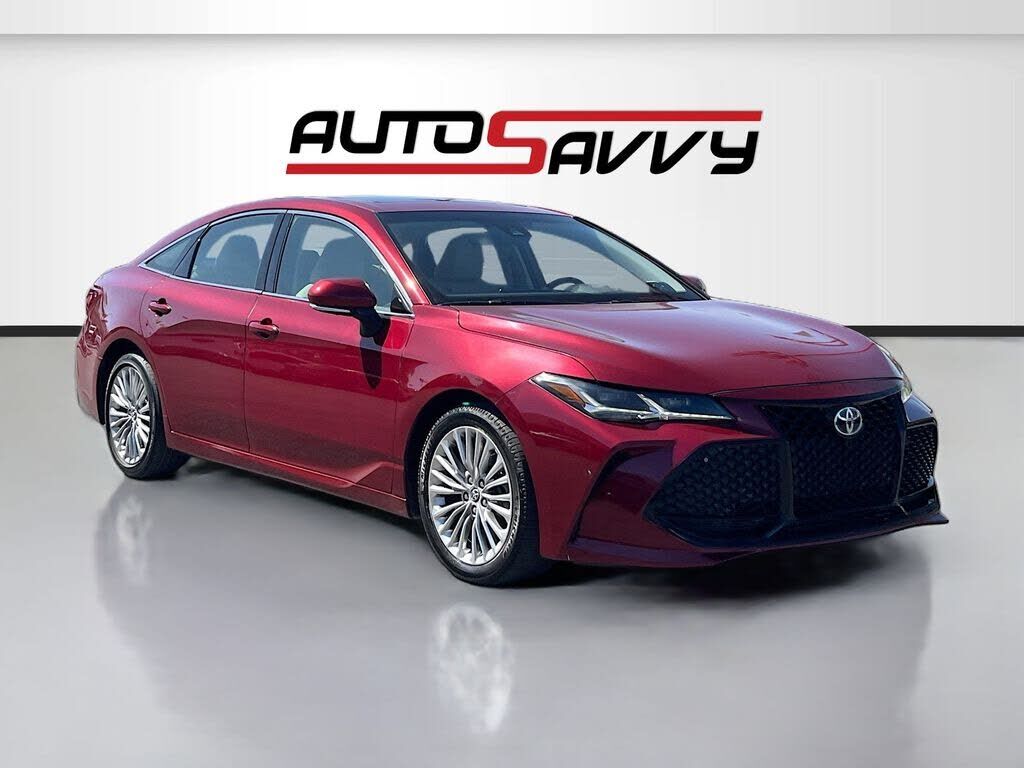 2020 TOYOTA Avalon