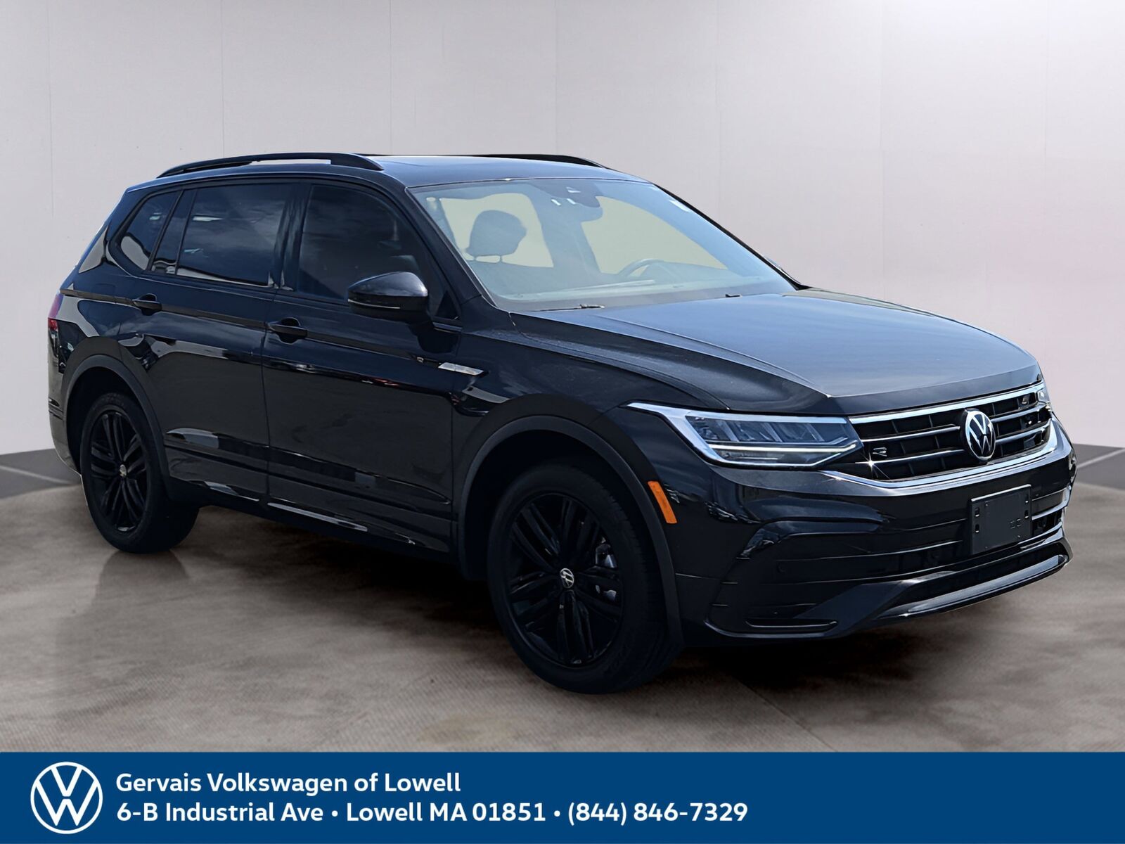 2022 VOLKSWAGEN Tiguan