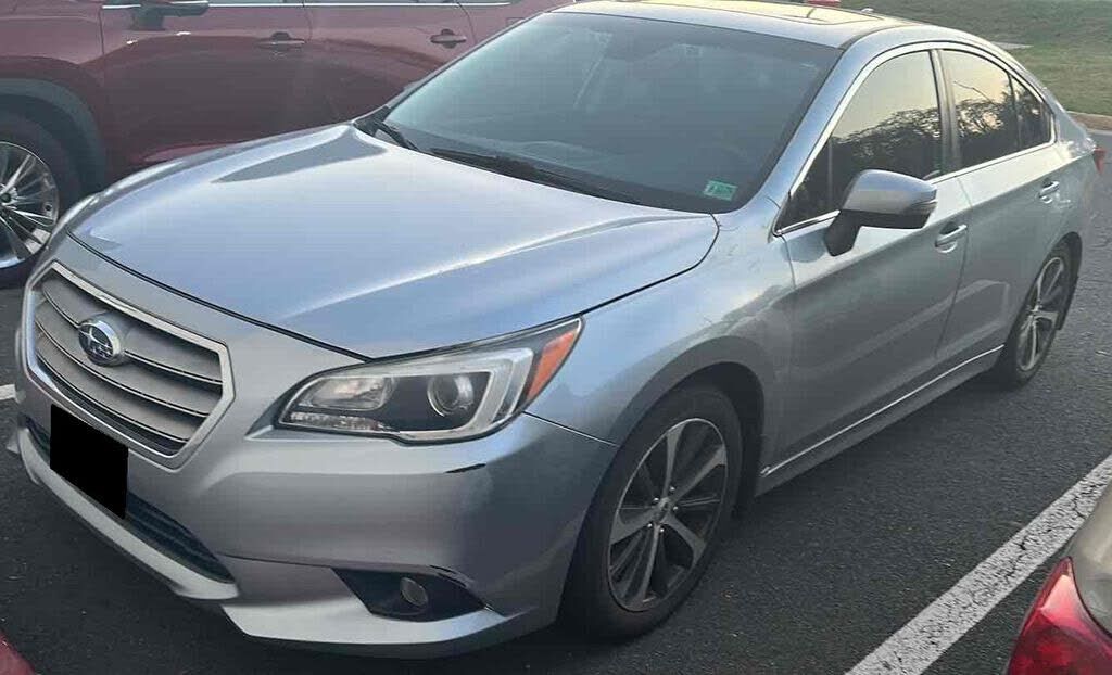 2017 SUBARU Legacy
