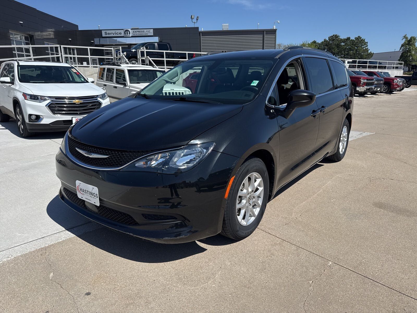 2021 CHRYSLER Voyager