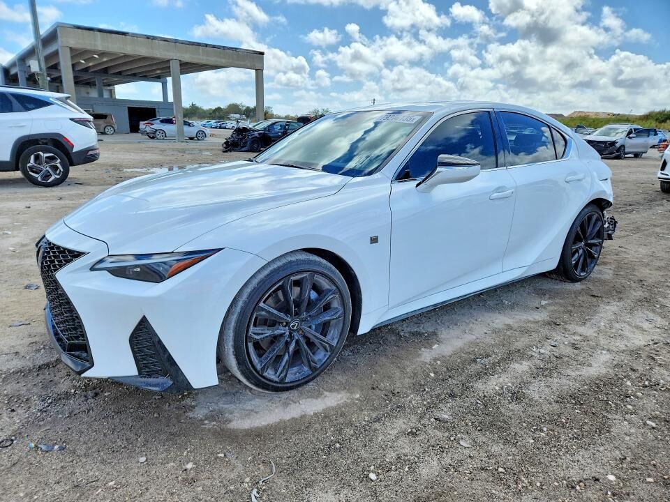 2024 LEXUS IS