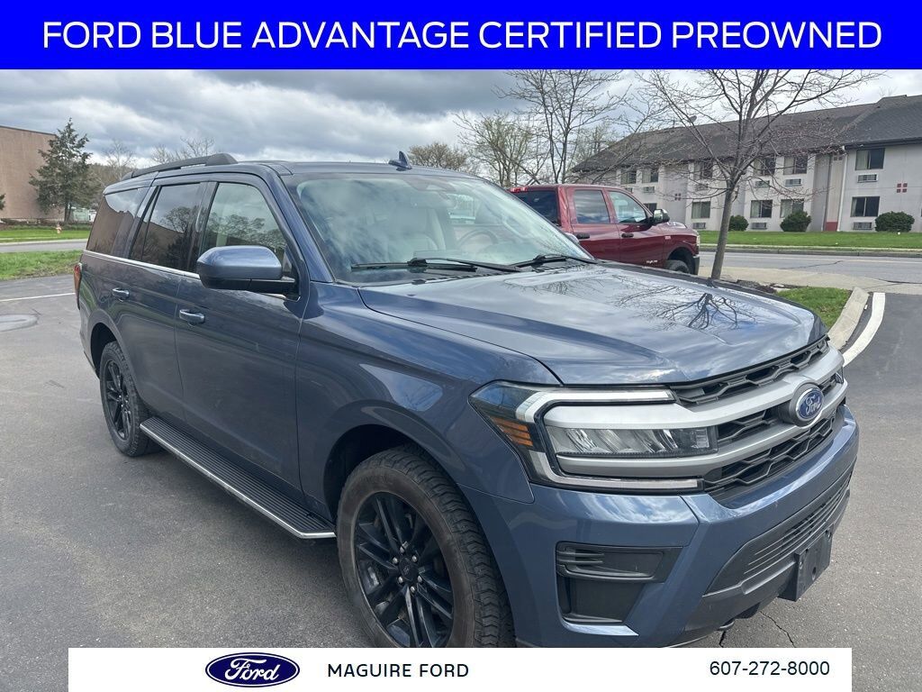 2022 FORD Expedition