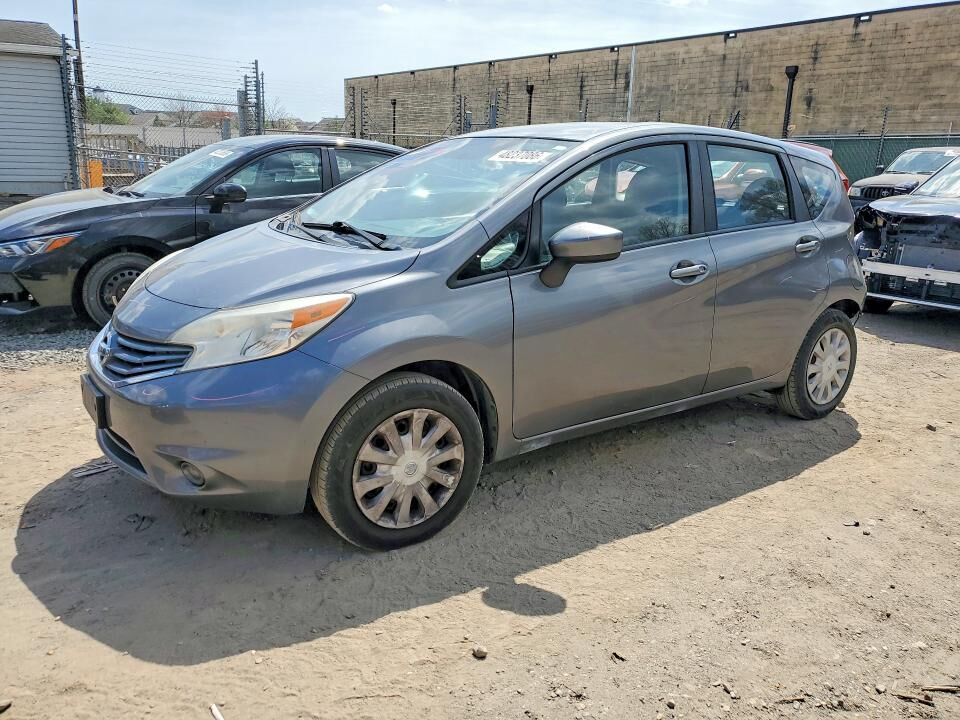 2016 NISSAN Versa