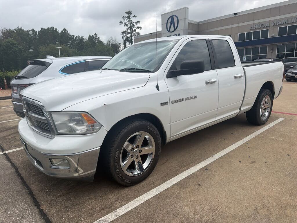 2012 DODGE Ram