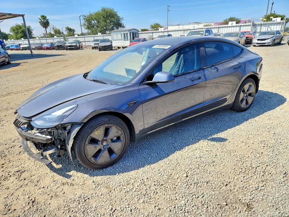 2023 TESLA Model 3