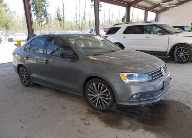 2016 VOLKSWAGEN Jetta