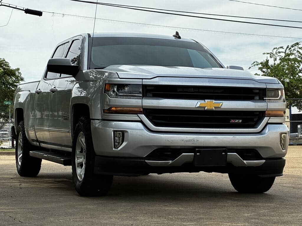 2017 CHEVROLET Silverado