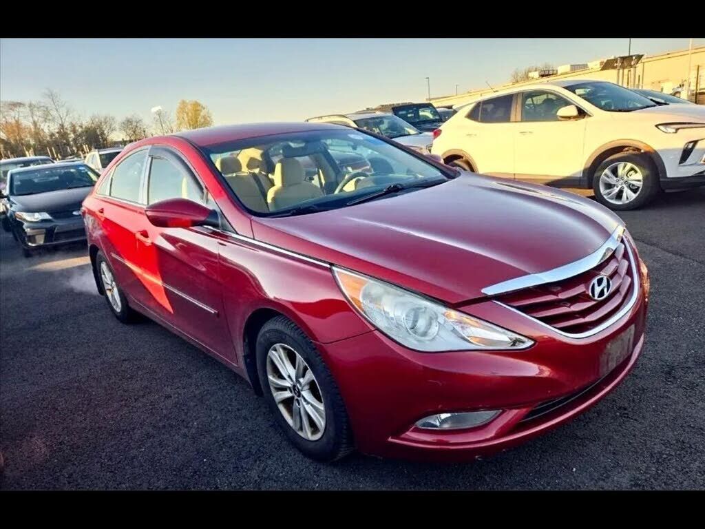 2013 HYUNDAI Sonata