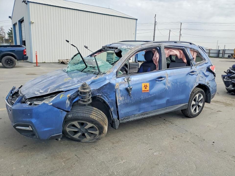 2018 SUBARU Forester