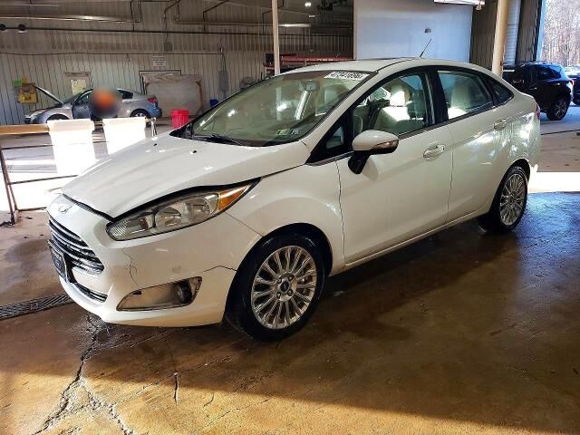 2015 FORD Fiesta