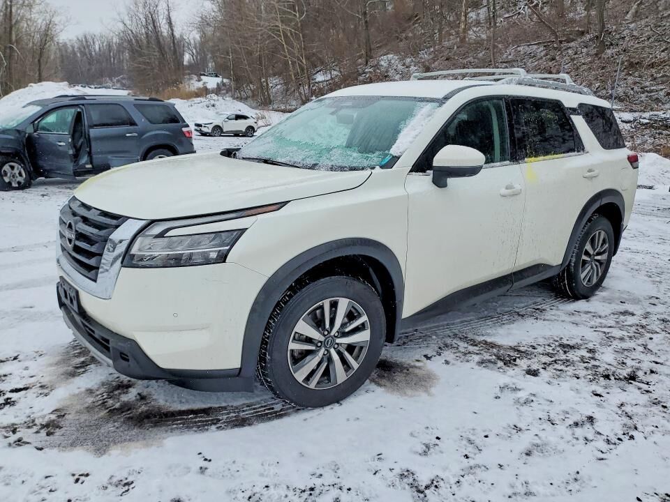 2024 NISSAN Pathfinder