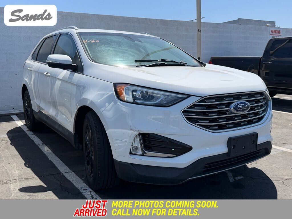 2020 FORD Edge