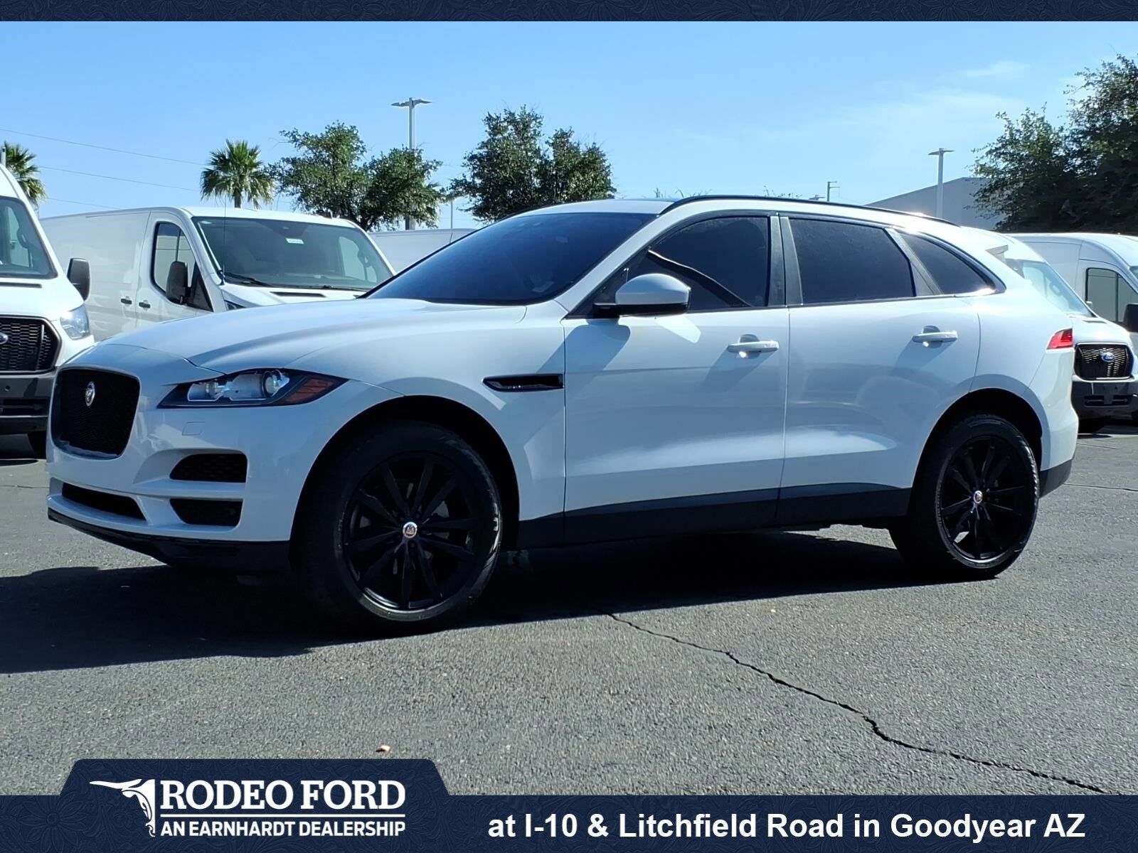 2018 JAGUAR F-Pace