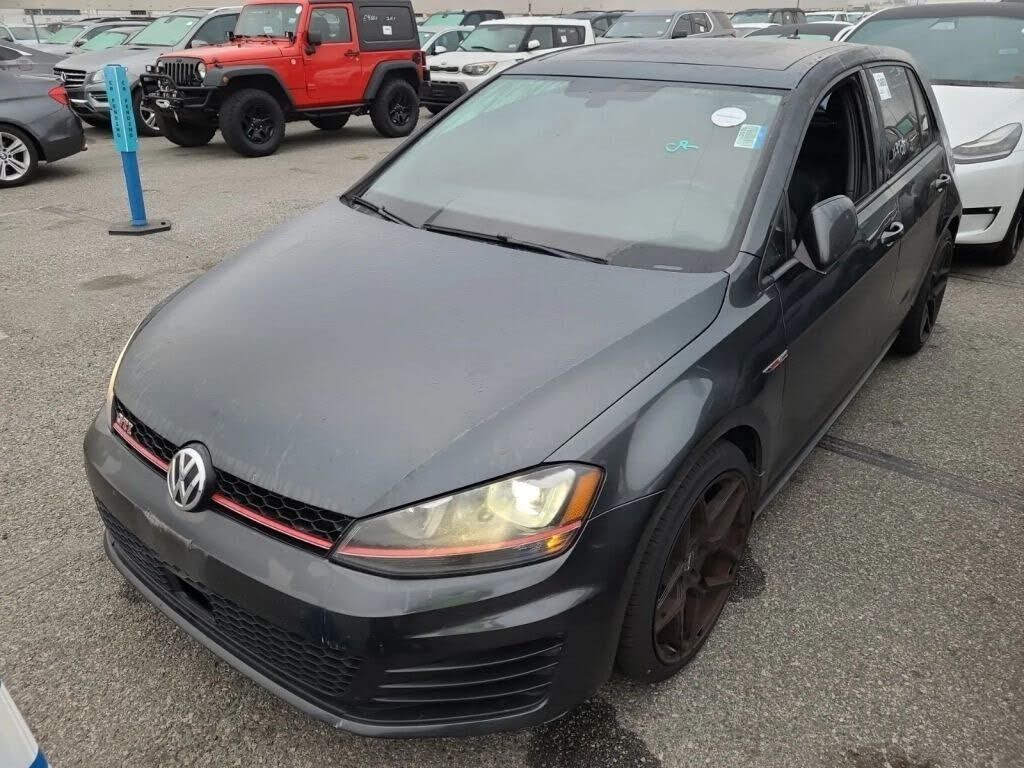 2017 VOLKSWAGEN Golf GTI