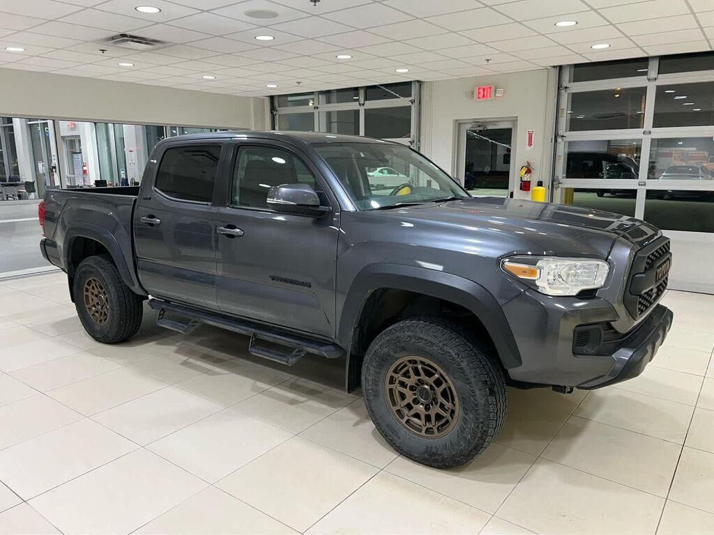 2023 TOYOTA Tacoma