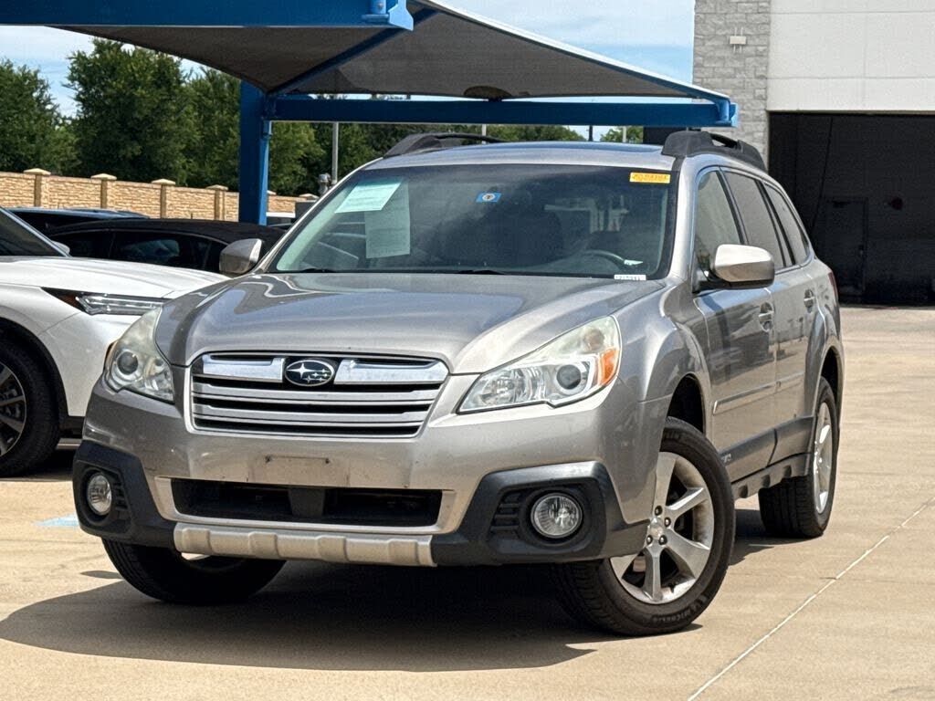 2014 SUBARU Outback
