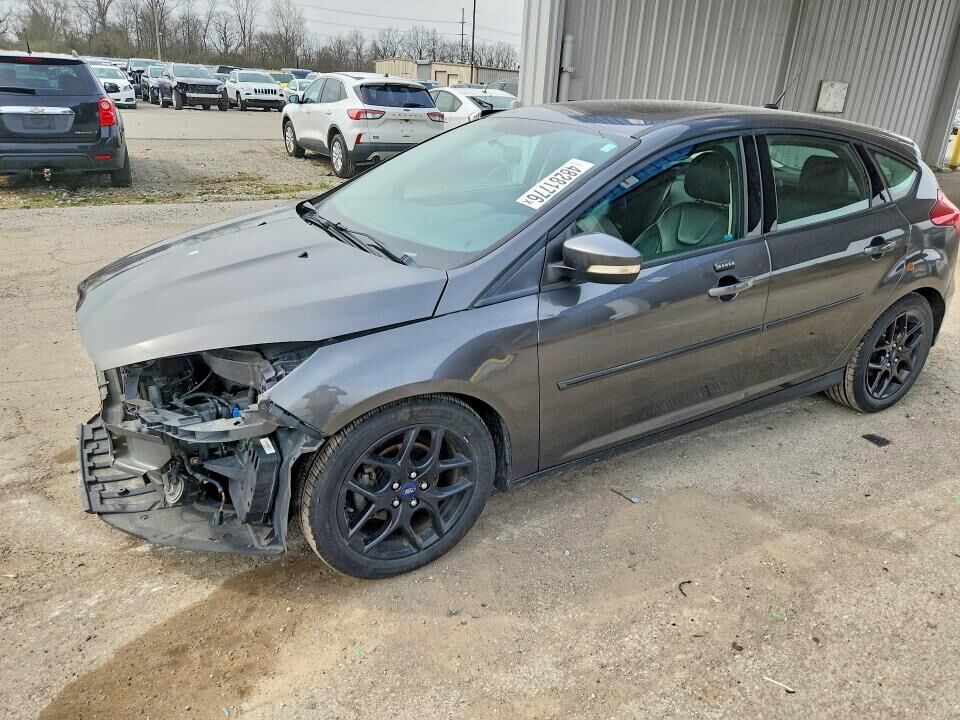 2016 FORD Focus