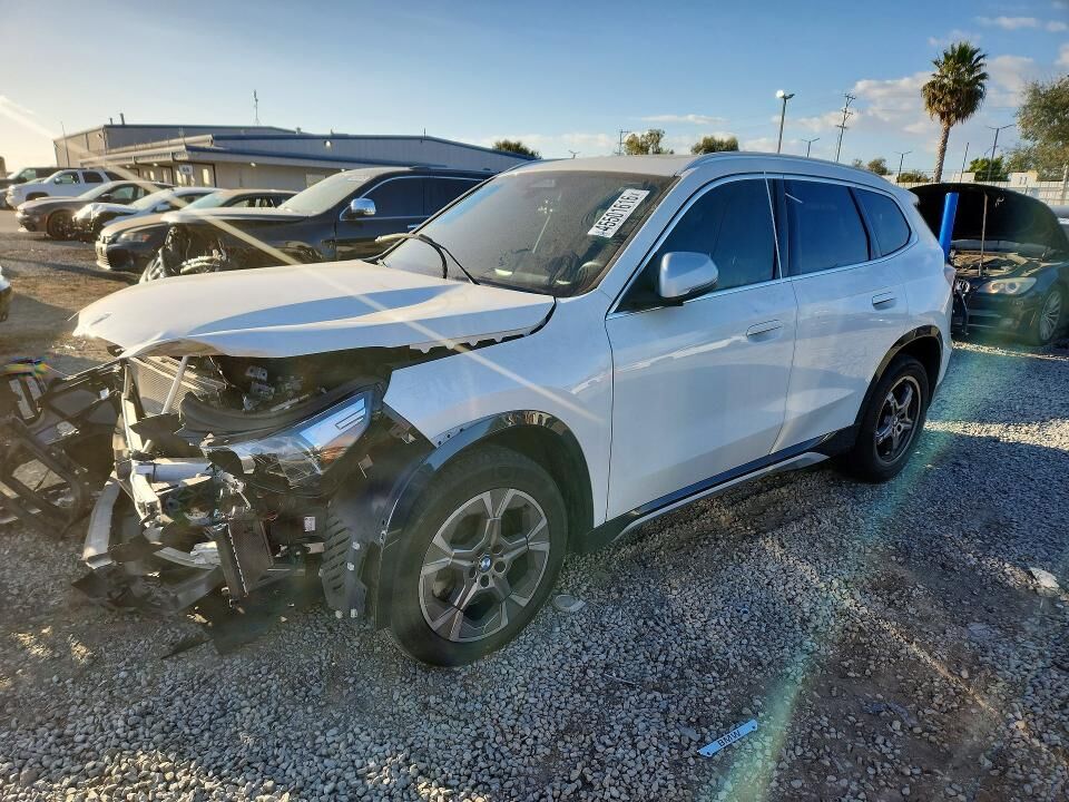 2023 BMW X1