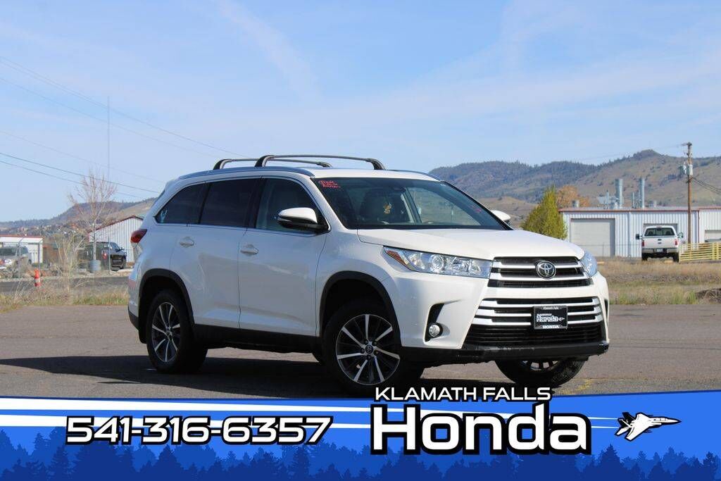 2019 TOYOTA Highlander
