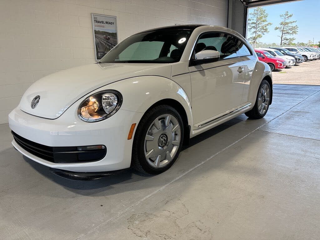 2013 VOLKSWAGEN Beetle