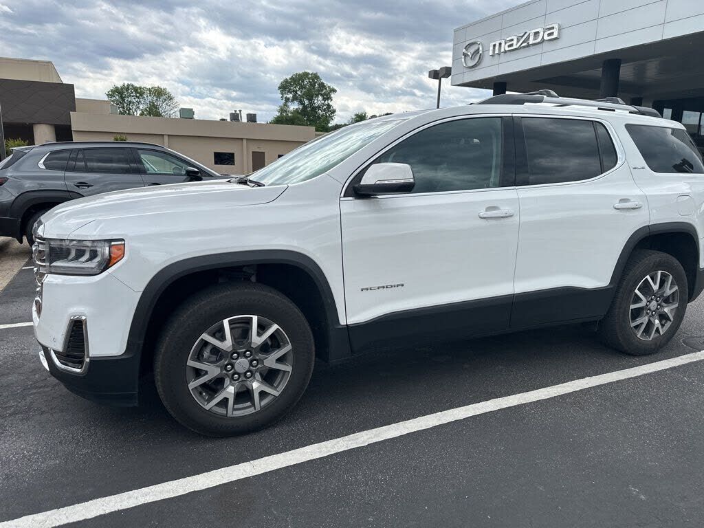 2023 GMC Acadia
