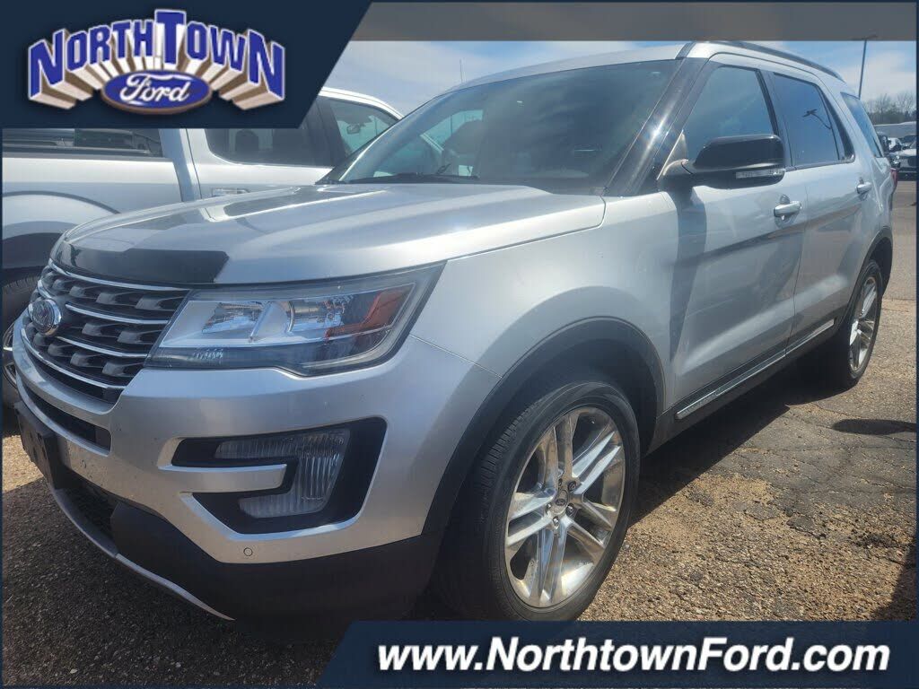 2017 FORD Explorer