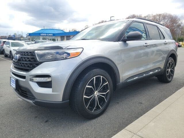 2020 FORD Explorer