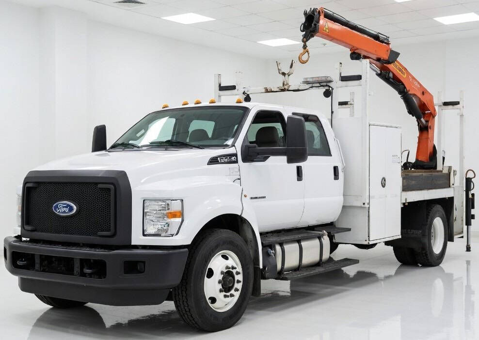 2017 FORD F-750