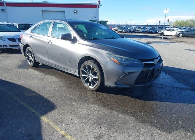 2017 TOYOTA Camry