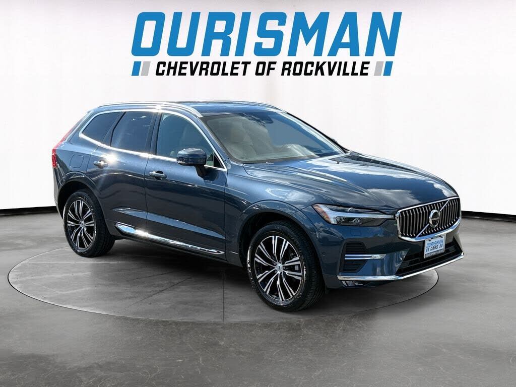 2022 VOLVO XC60