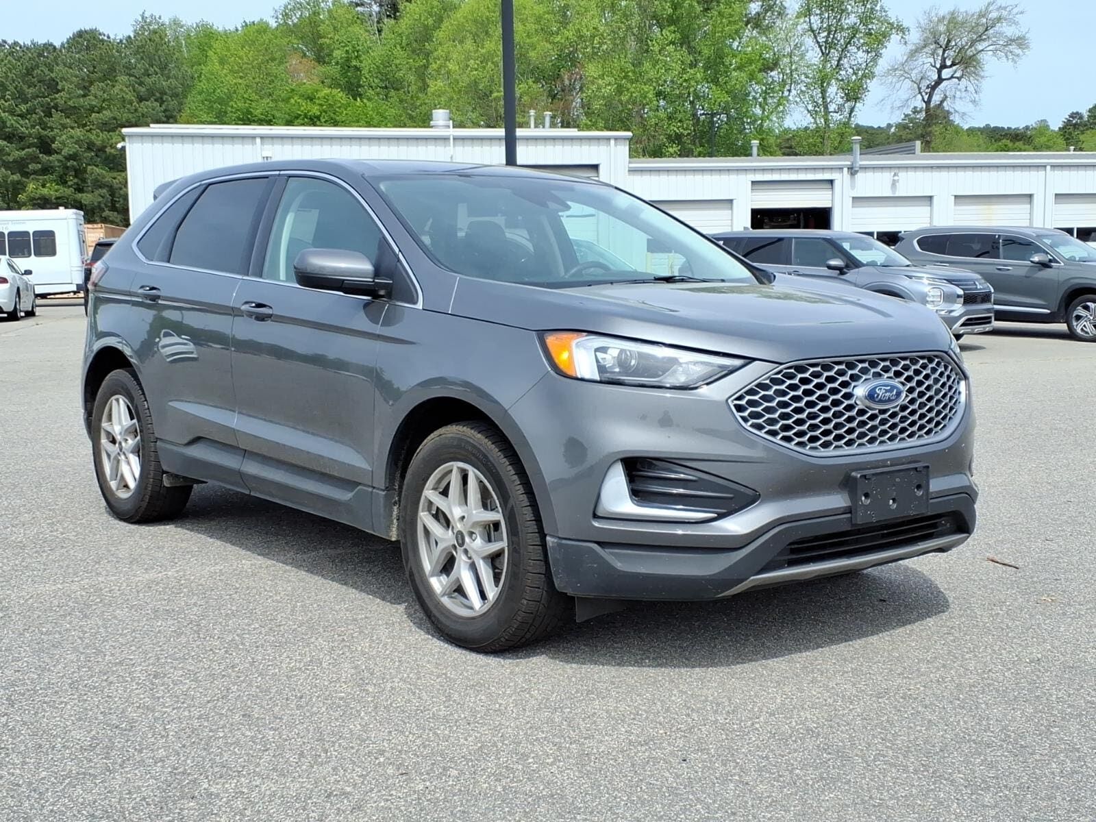 2024 FORD Edge