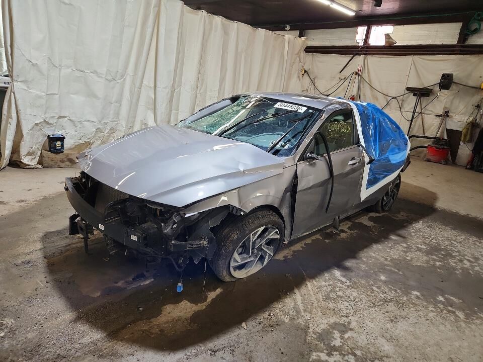 2025 HYUNDAI Elantra