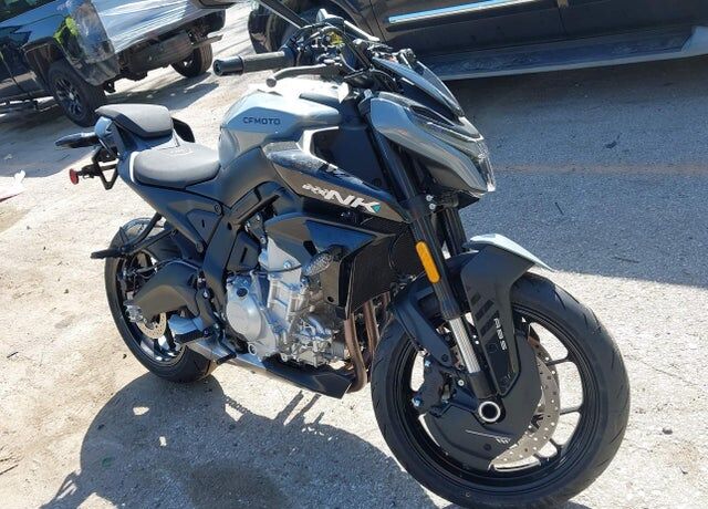 2026 CFMOTO 675NK