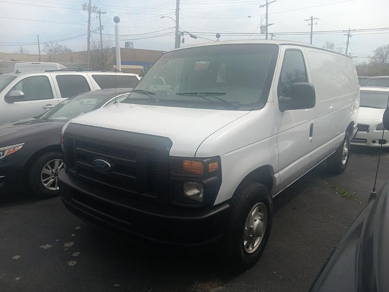 2008 FORD E-250