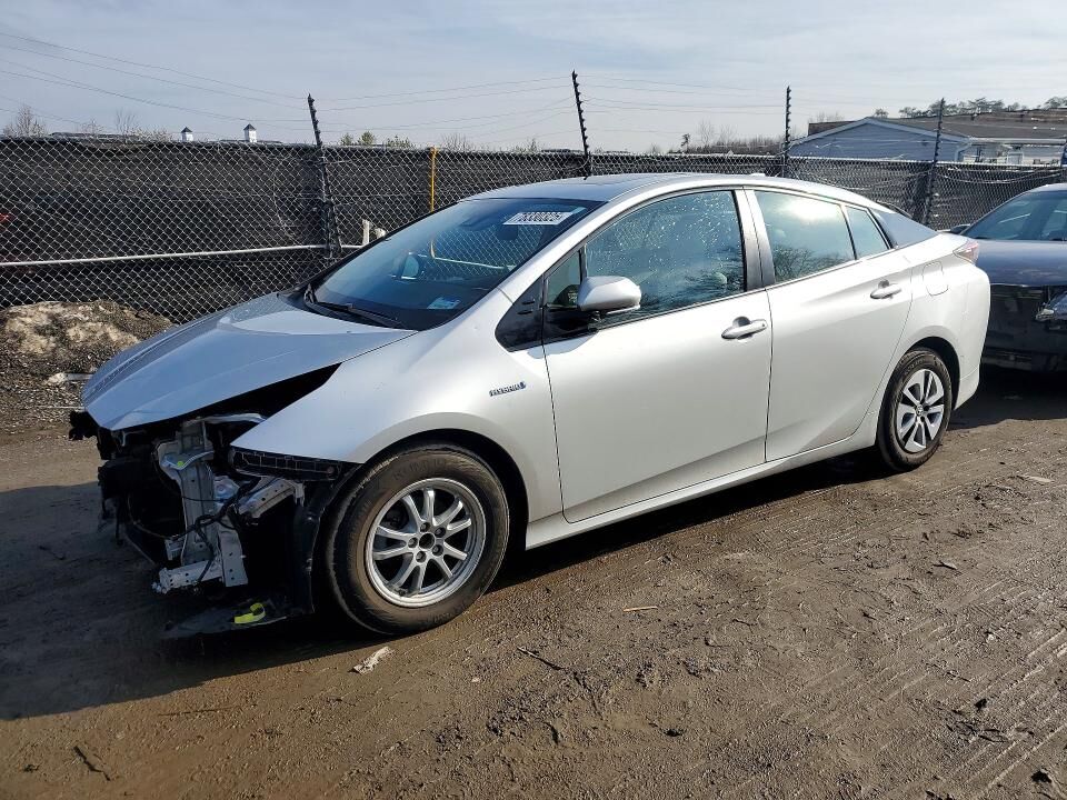 2018 TOYOTA PRIUS