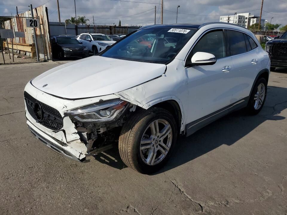 2023 MERCEDES-BENZ GLA-Class