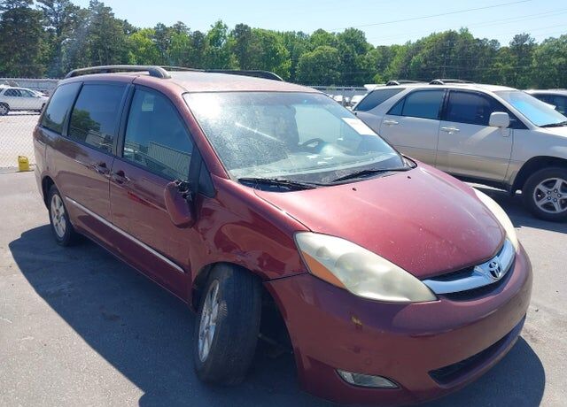 2006 TOYOTA Sienna