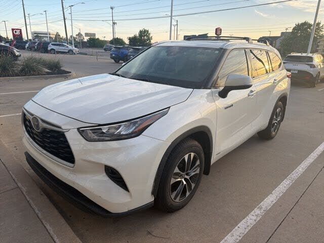2020 TOYOTA Highlander