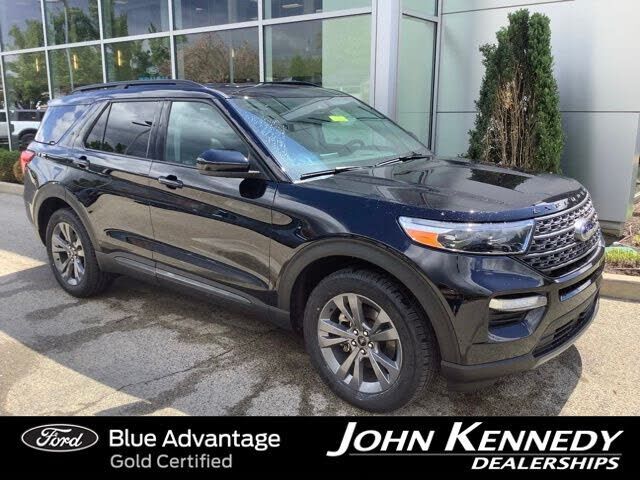 2023 FORD Explorer